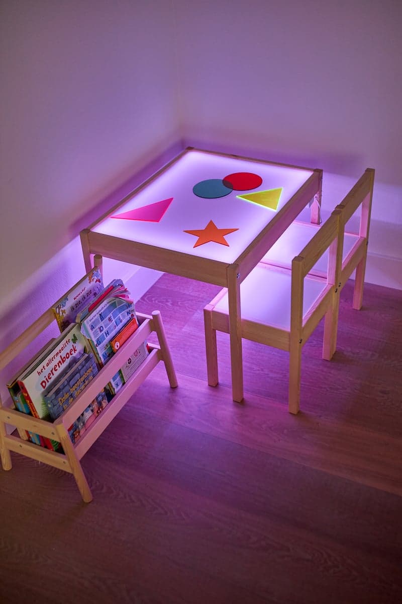 DIY light table portrait red led
